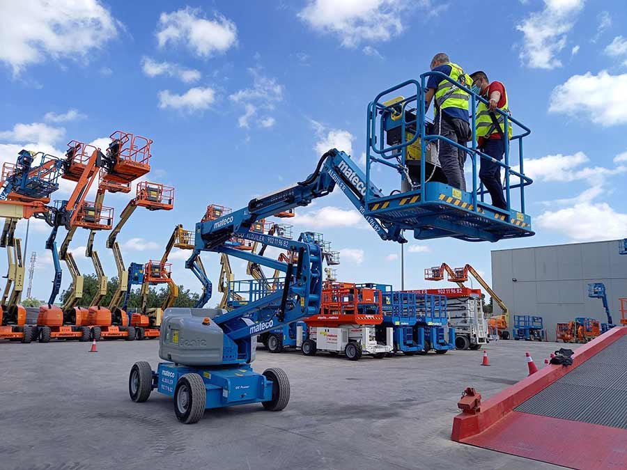 Autoescuela con curso de operador de plataformas elevadoras en Valencia